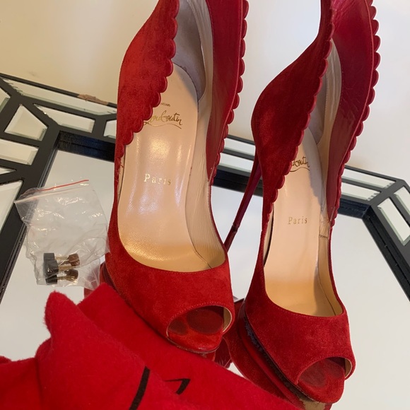 Christian Louboutin Shoes - Christian Louboutin- Pijonina